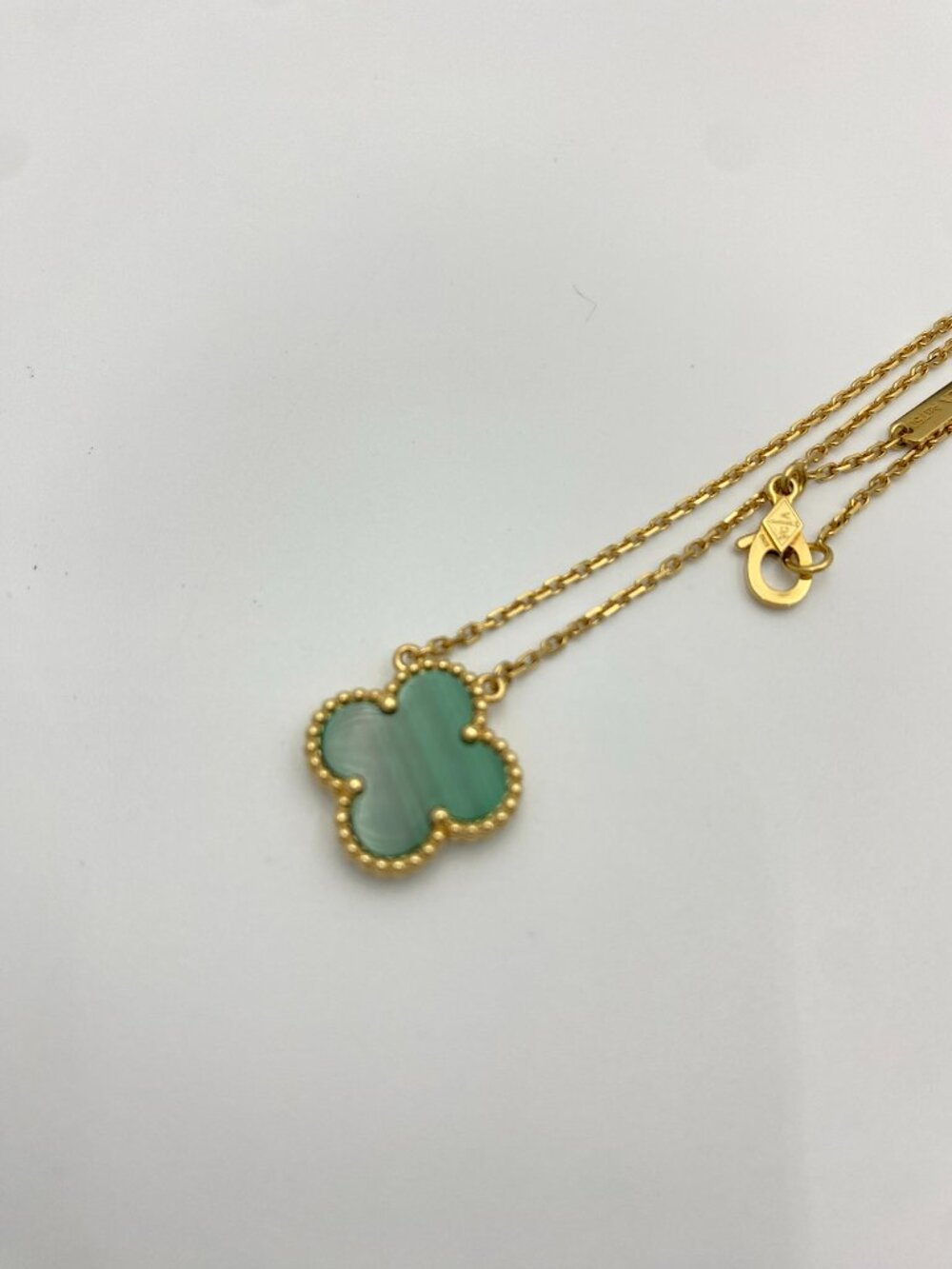 Authentic Van Cleef & Arpels Vintage Alhambra Necklace 18K Yellow Gold Malachite - Picture 5 of 13